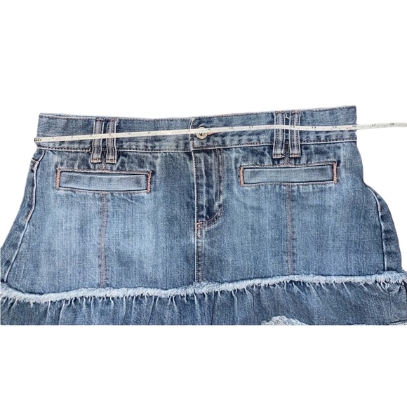 Old Navy blue jean VTG Denim ruffled ultra low waist Miniskirt Sz 8 - Picture 4 of 6